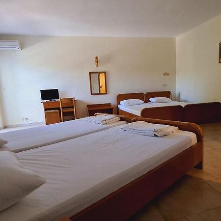 Artemis Hotel Prinos  Exterior photo