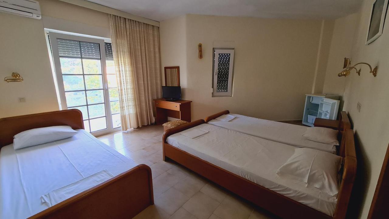 Artemis Hotel Prinos  Exterior photo