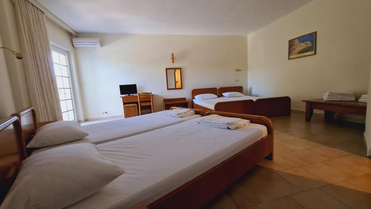 Artemis Hotel Prinos  Exterior photo